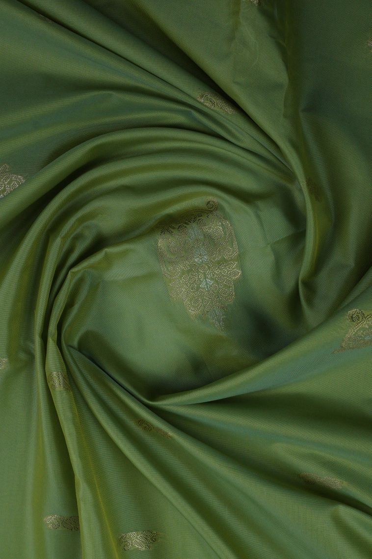 Green Soft Silk Saree with Gold Zari Buttis (small Dots Or Motifs) view 4