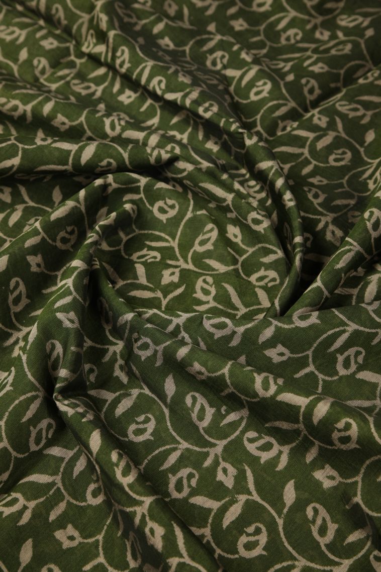 Moccon Green Chanderi Cotton Sarees with Without Zari Zari Geometric Shapes view 4