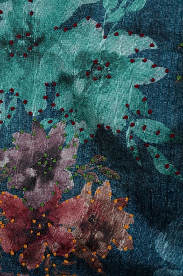 Chiffon White Tussar Silk Saree with Without Zari Zari Plain view 3