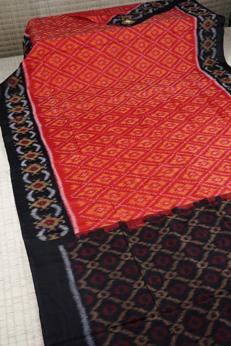 Carrot Orange Ikkat Cotton Sarees with Without Zari Zari Geometric Shapes view 2