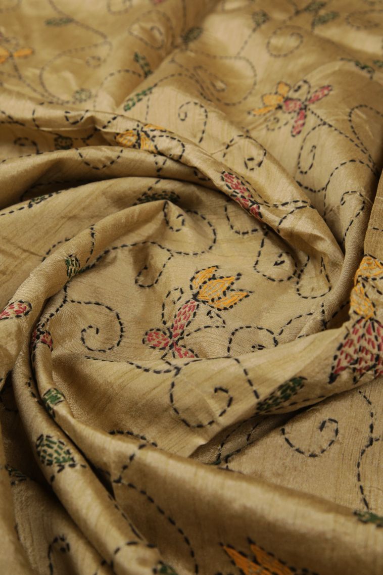 Cream White Tussar Silk Saree with Without Zari Zari Floral Patterns view 4