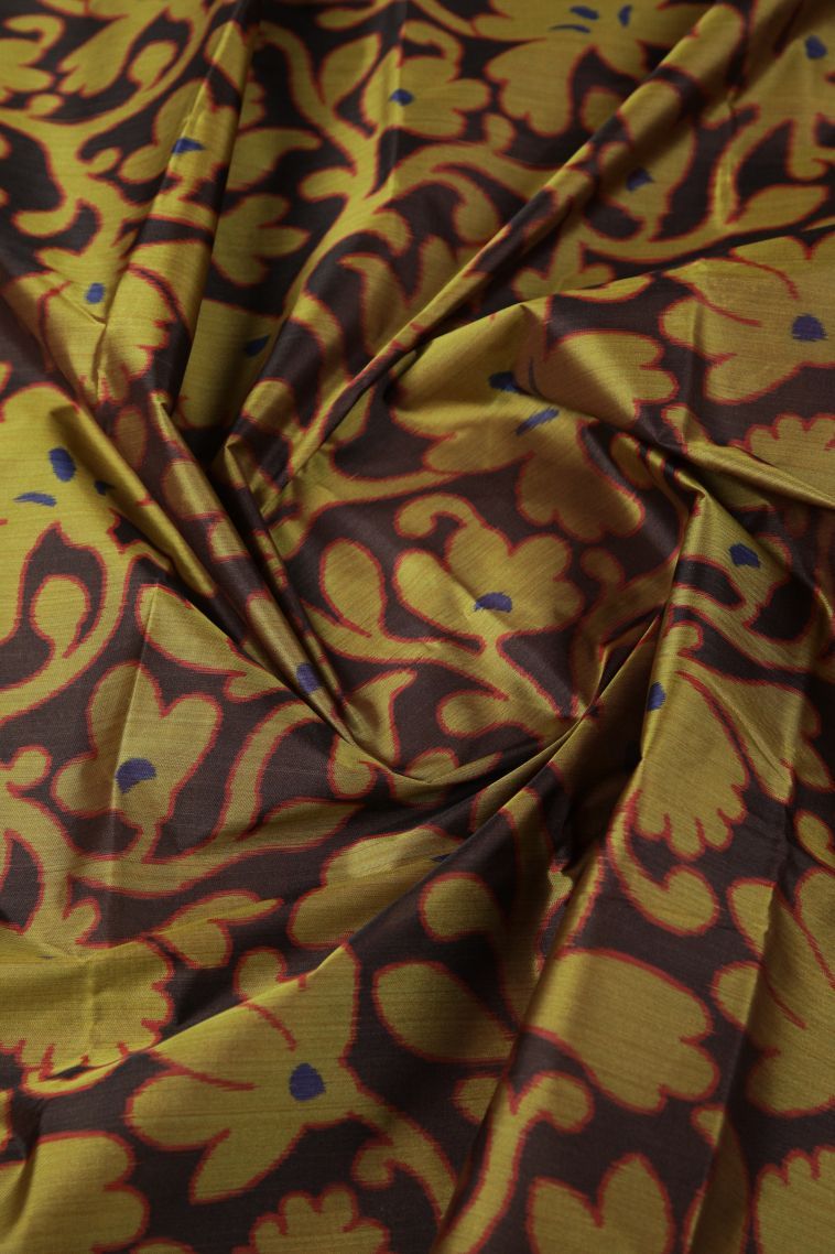 Brunette Brown Soft Silk Sarees with Without Zari Zari Floral Patterns view 4