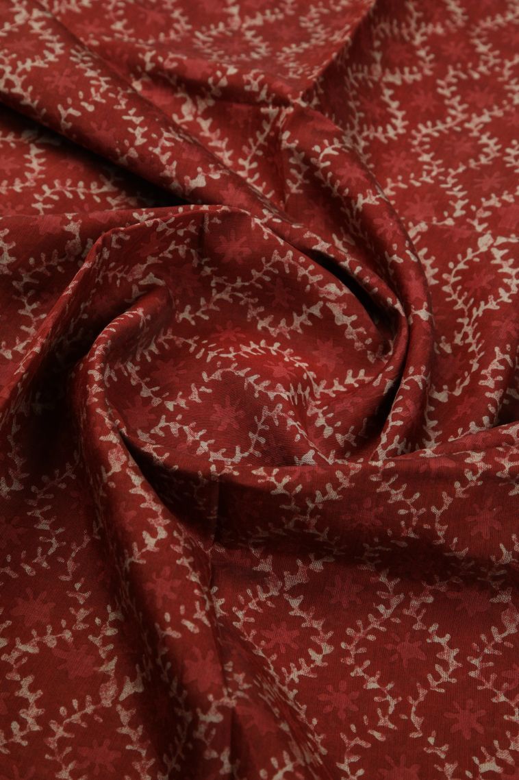 Apple Red Chanderi Cotton Sarees with Without Zari Zari Geometric Shapes view 4