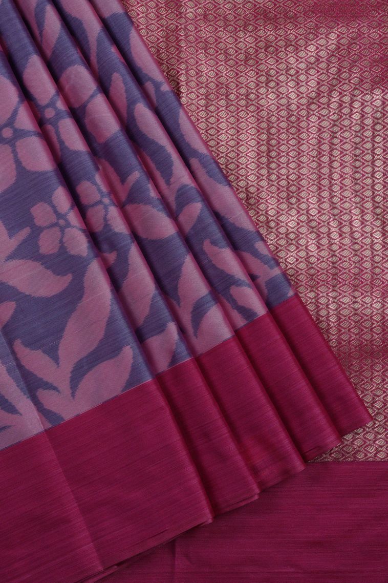 Crepe Pink Soft Silk Sarees with Without Zari Zari Geometric Shapes view 1