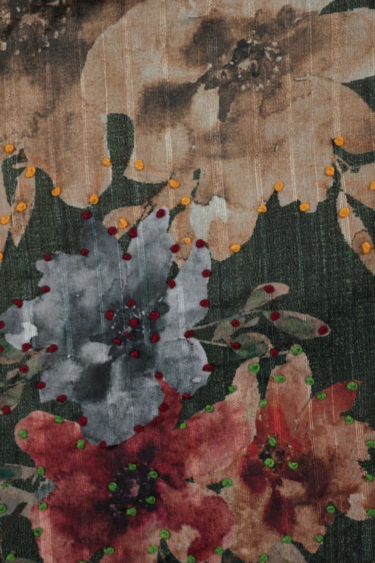 Chiffon White Tussar Silk Saree with Without Zari Zari Plain view 3