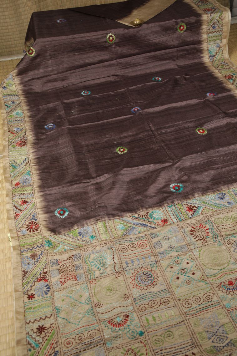 Tawny Brown Jute Sarees with Without Zari Zari Buttis (small Dots Or Motifs) view 2