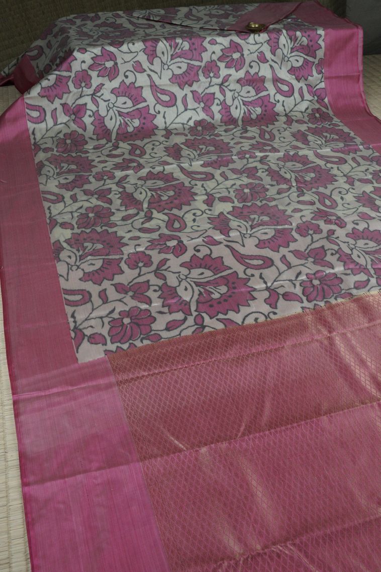 Chiffon White Soft Silk Sarees with Without Zari Zari Floral Patterns view 2