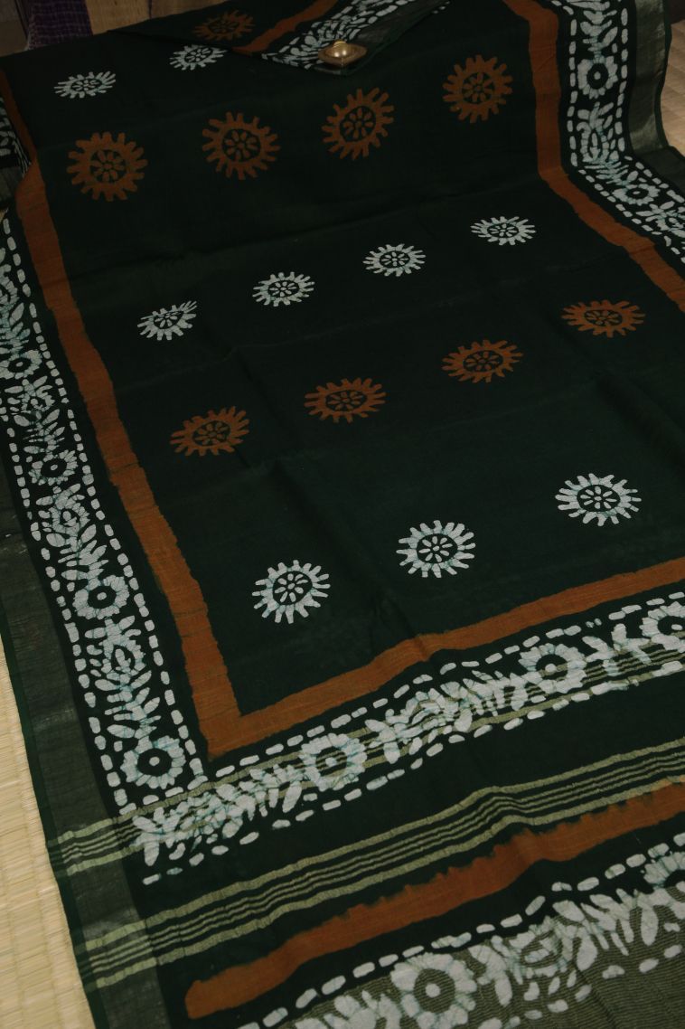 Bottle Green Cotton Sarees with Without Zari Zari Buttis (small Dots Or Motifs) view 2