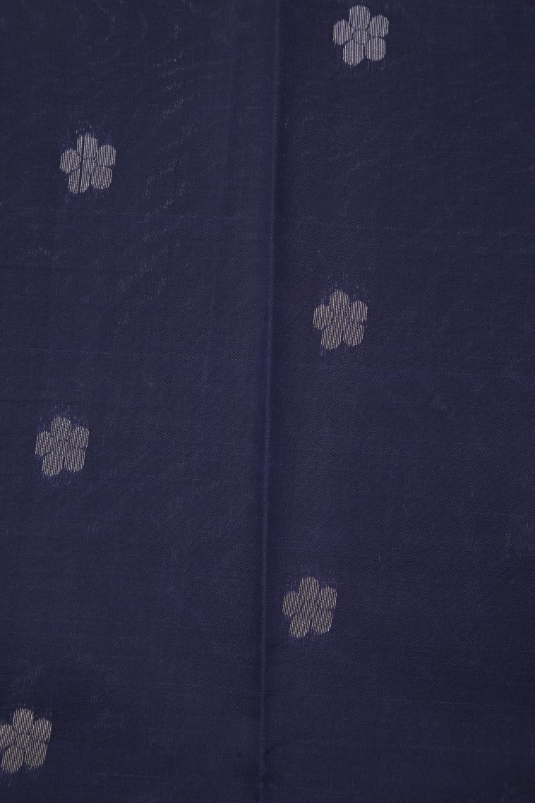 Sky Blue Visiri Madippu Silk Sarees with Silver Zari Floral Patterns view 3