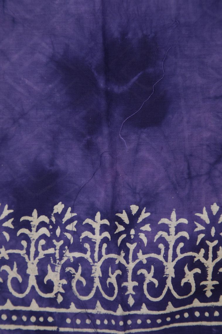 Berry Blue Cotton Sarees with Without Zari Zari Floral Patterns view 3