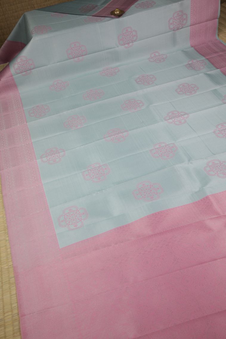 Sky Blue Visiri Madippu Silk Sarees with Silver Zari Floral Patterns view 2