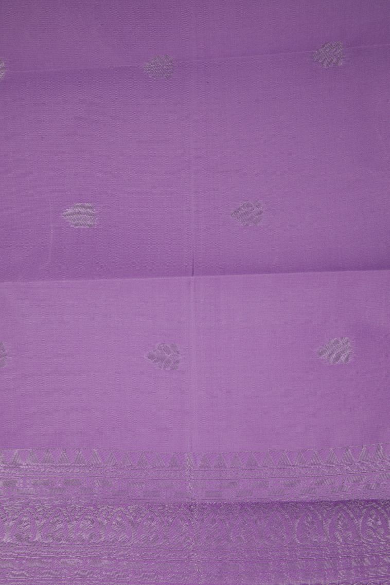 Pistachio Green Visiri Madippu Silk Sarees with Silver Zari Floral Patterns view 3