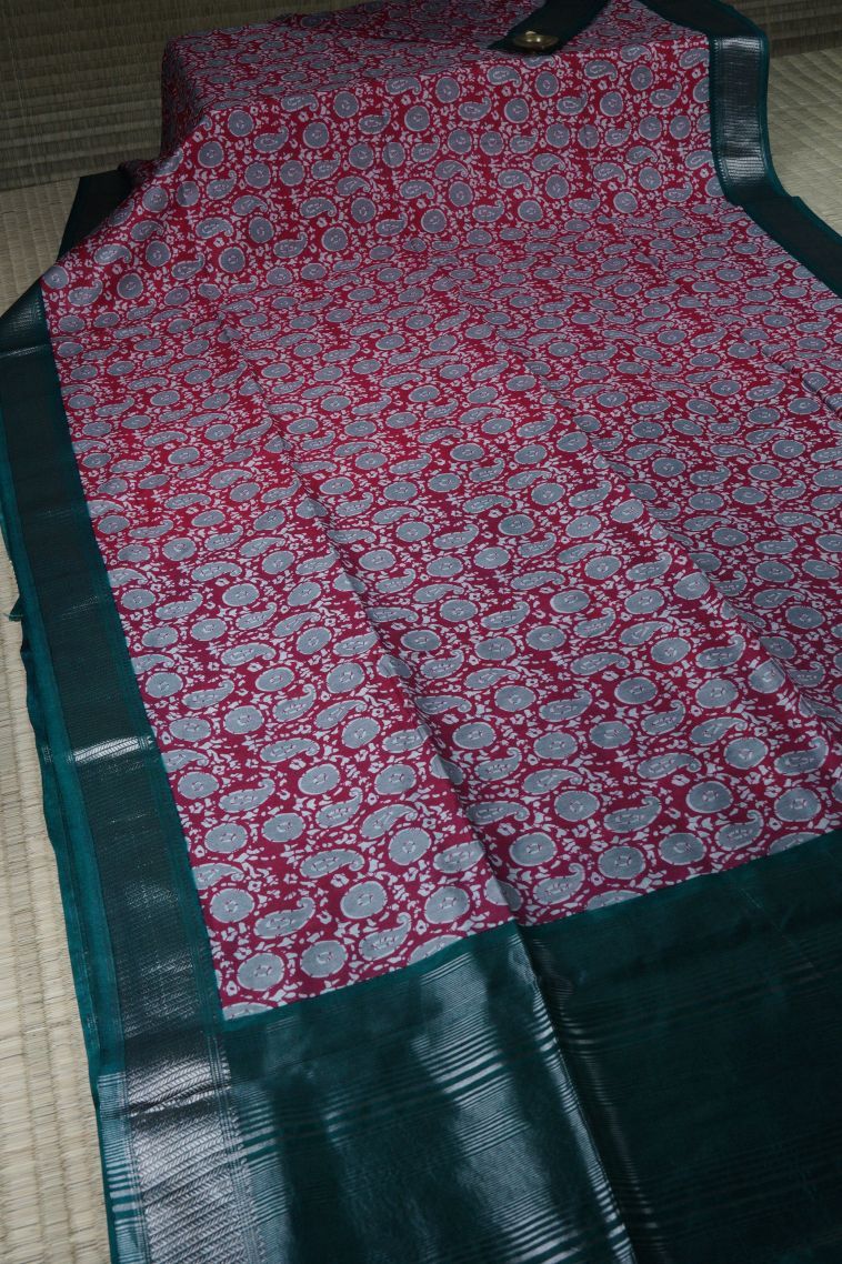 Bubblegum Pink Chanderi Cotton Sarees with Without Zari Zari Floral Patterns view 2