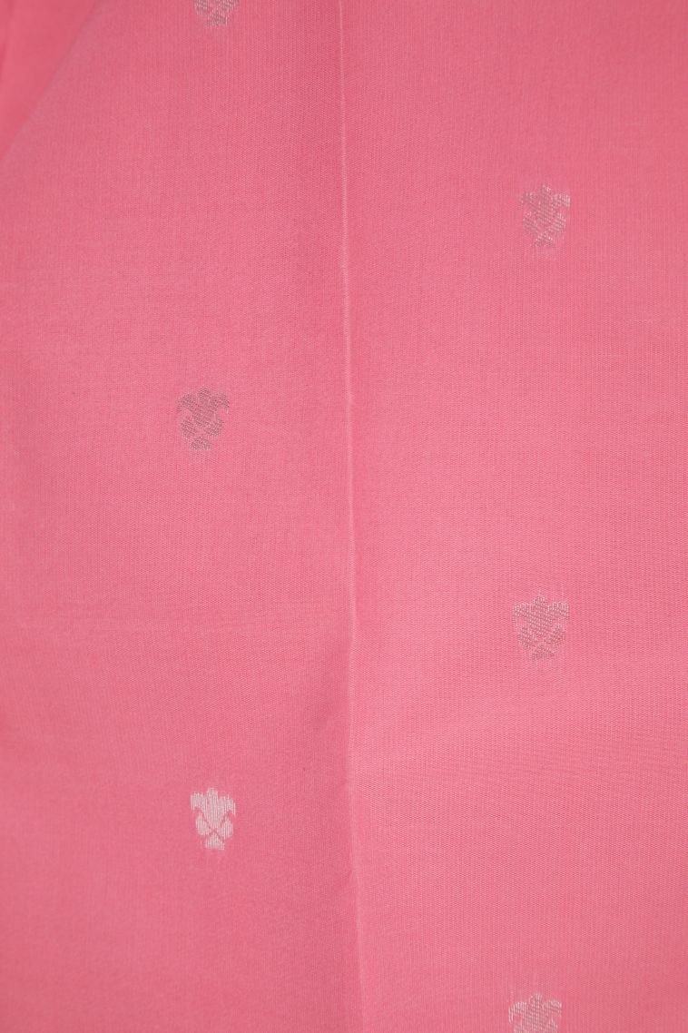 Daffane Blue Visiri Madippu Silk Sarees with Silver Zari Floral Patterns view 3