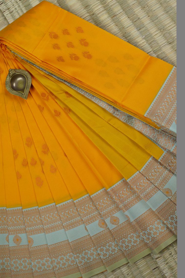 Macaroon Yellow Visiri Madippu Silk Sarees with Gold Zari Buttis (small Dots Or Motifs) view 1