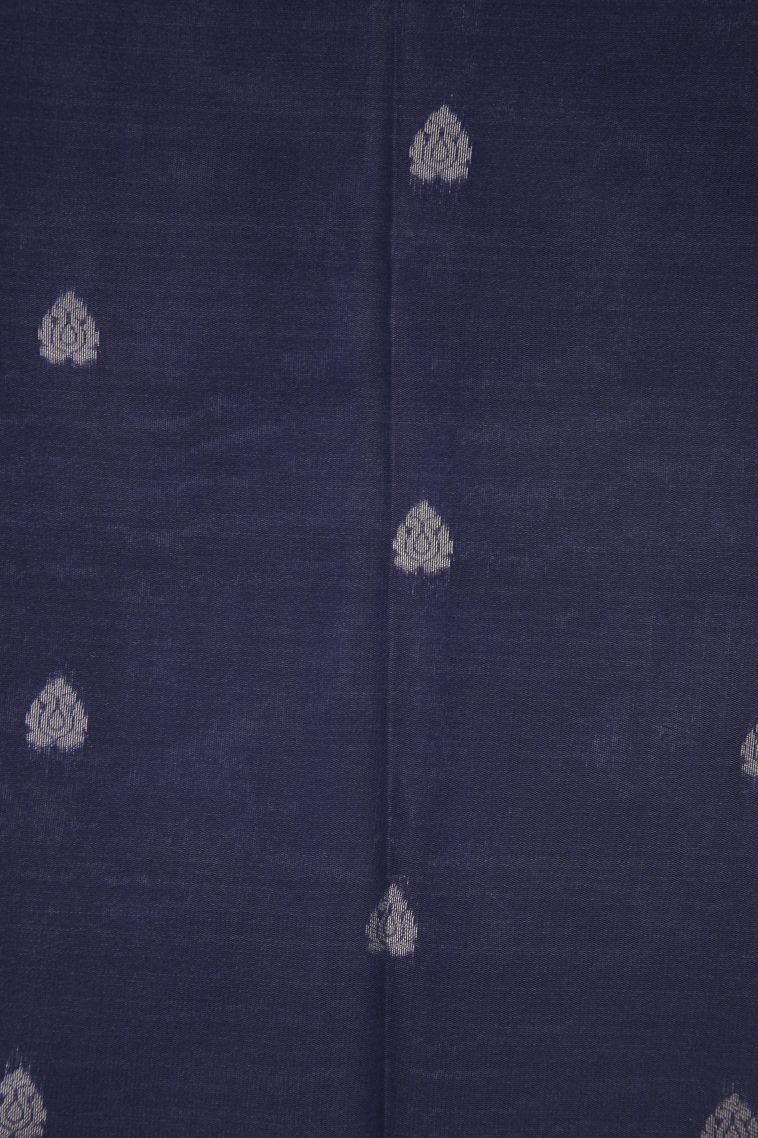 Cerulean Blue Visiri Madippu Silk Sarees with Silver Zari Floral Patterns view 3