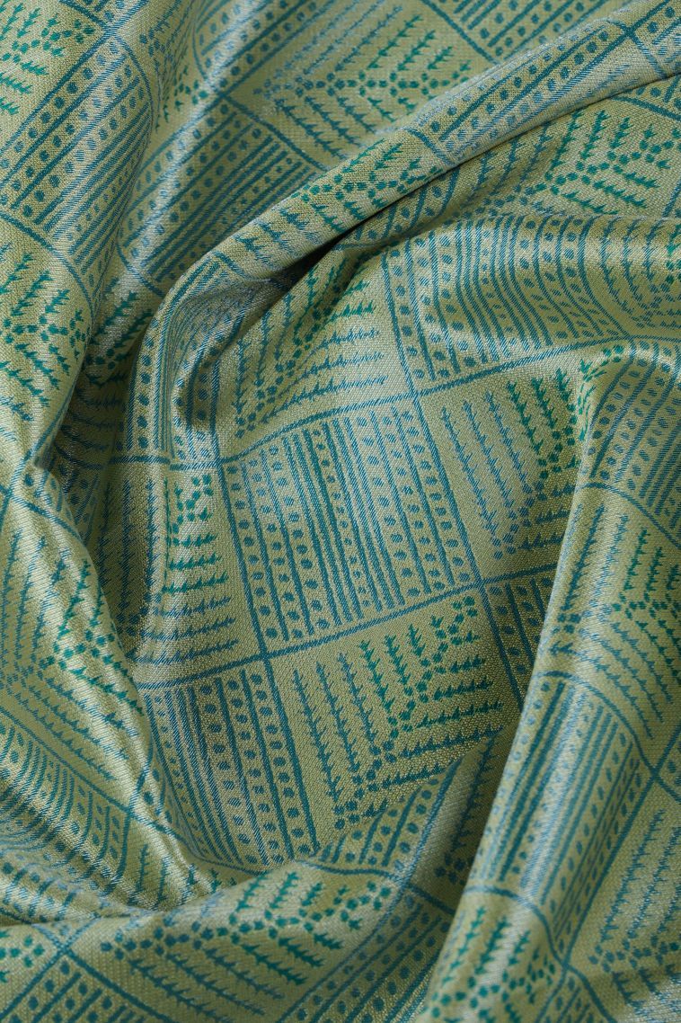 Lemon Yellow Visiri Madippu Silk Sarees with Silver Zari Floral Patterns view 4