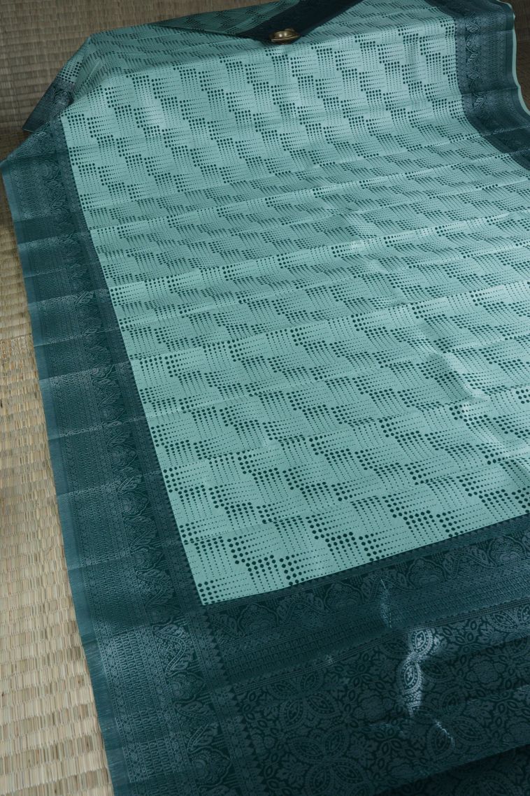 Pistachio Green Visiri Madippu Silk Sarees with Silver Zari Floral Patterns view 2