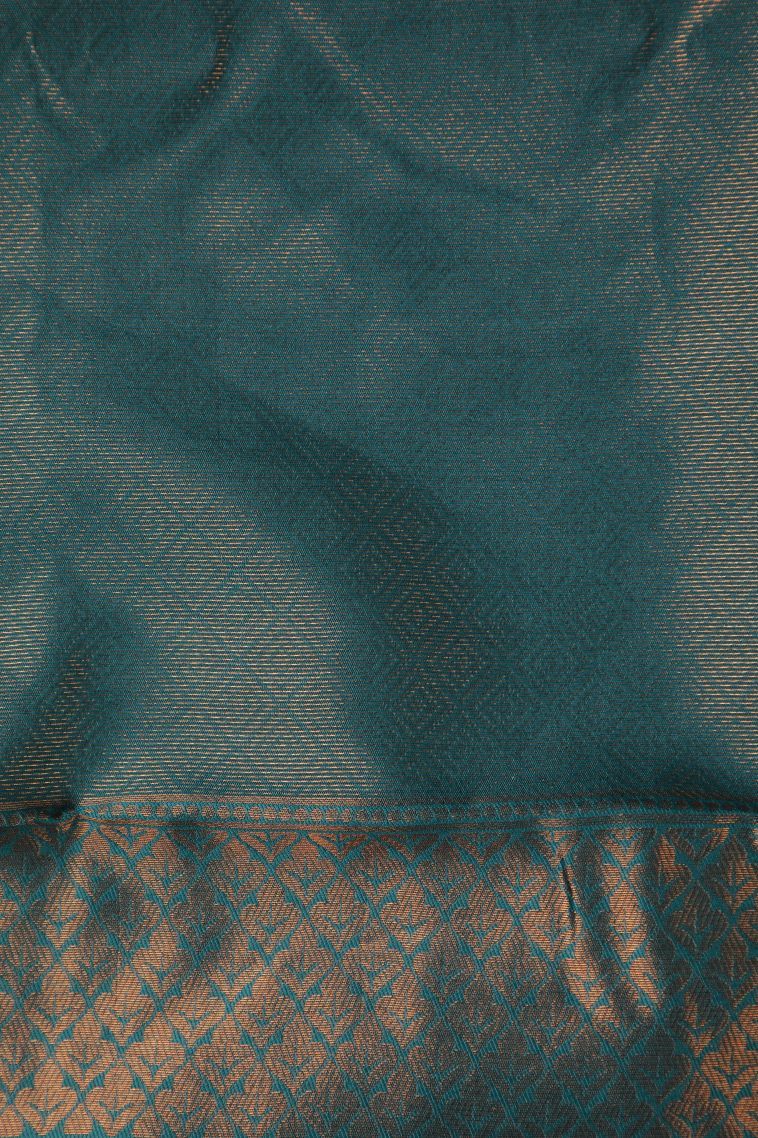 Mauve Purple Apoorva Silk Sarees with Copper Zari Geometric Shapes view 3