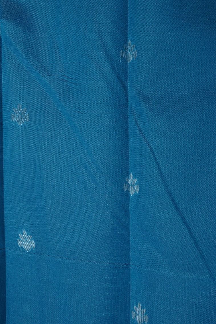Sky Blue Visiri Madippu Silk Sarees with Silver Zari Floral Patterns view 3