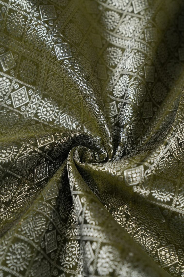 Moccon Green Kanchipuram Silk Sarees with Silver Zari Floral Patterns view 4