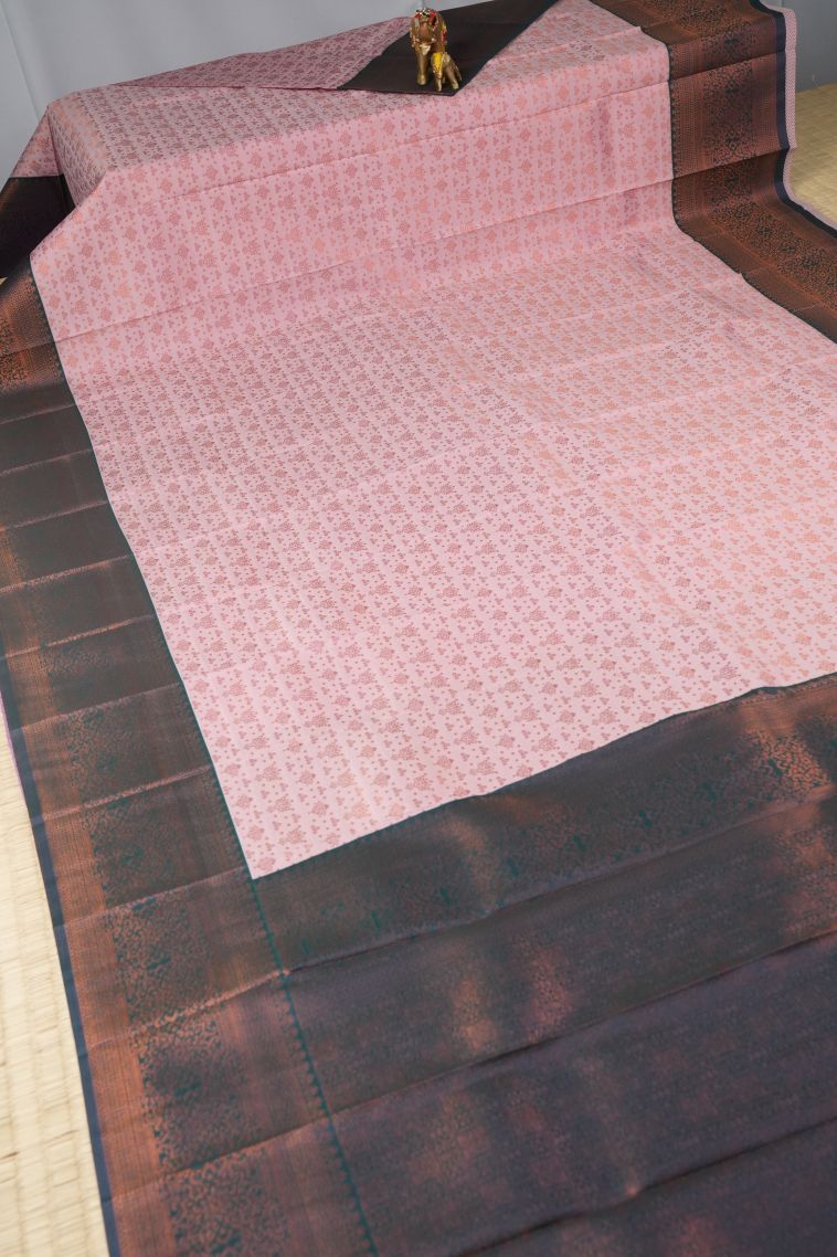 Lemonade Pink Visiri Madippu Silk Sarees with Copper Zari Floral Patterns view 2