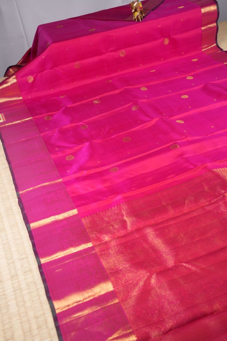 Magenta  Pink Kanchipuram Silk Sarees with Gold Zari Buttis (small Dots Or Motifs) view 2