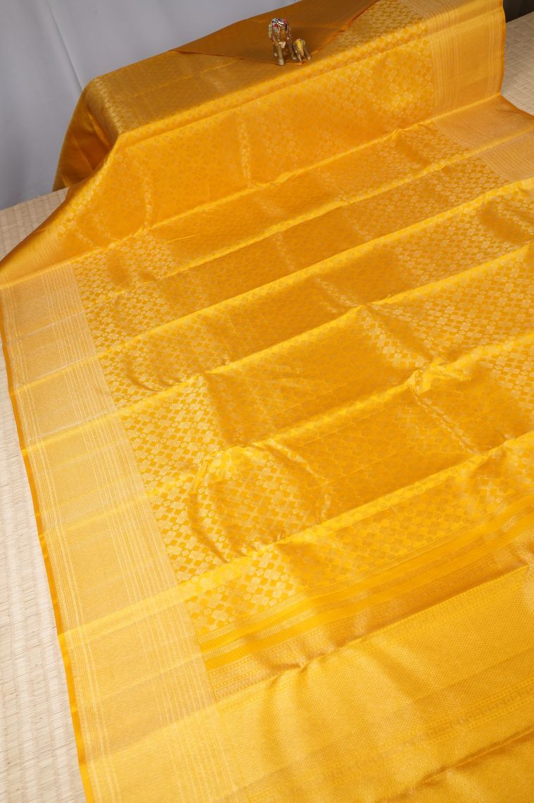 Latte Yellow Kanchipuram Silk Sarees with Gold Zari Geometric Shapes view 2