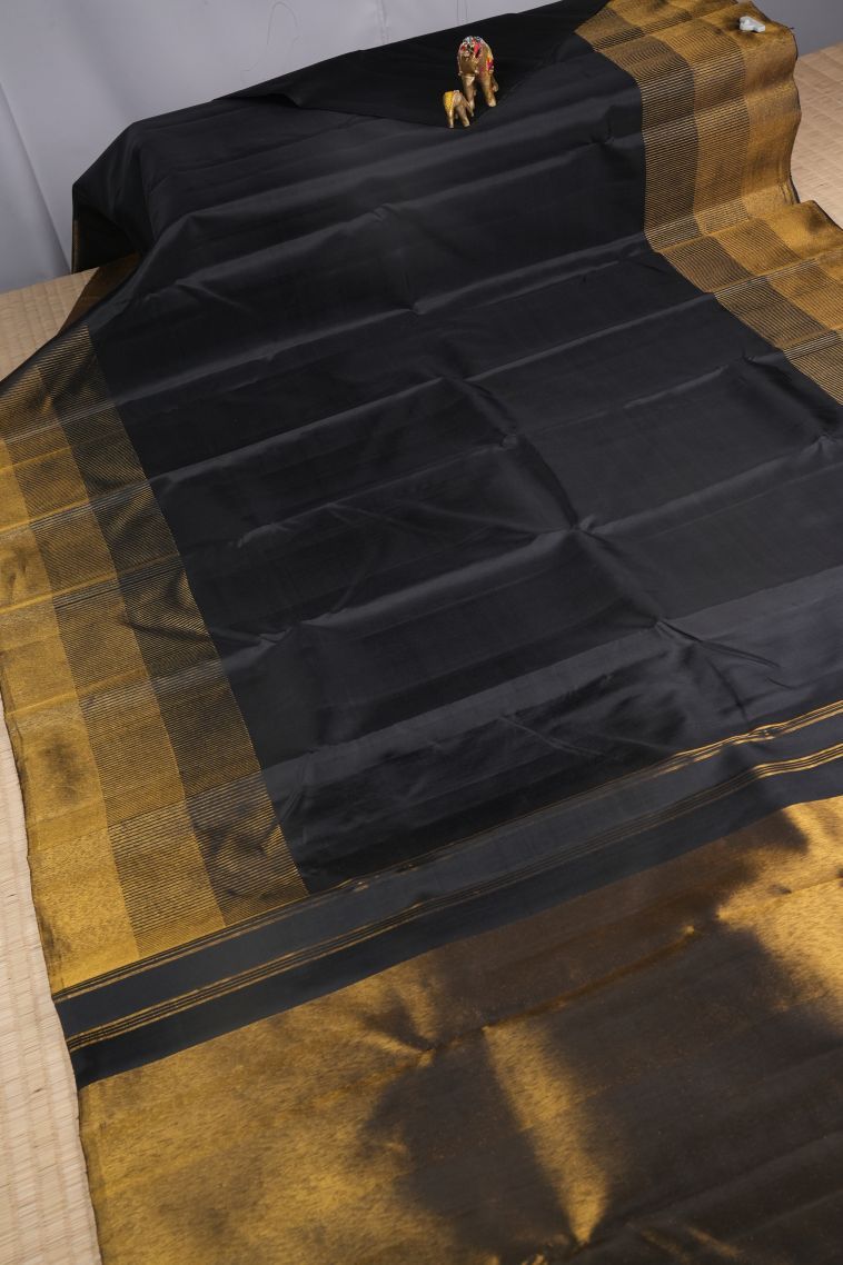 Asphalt Black Kanchipuram Silk Sarees with Without Zari Zari Plain view 2
