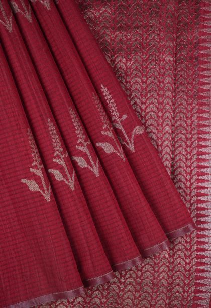 Magenta  Pink Jute Sarees with Copper Zari Buttis (small Dots Or Motifs)