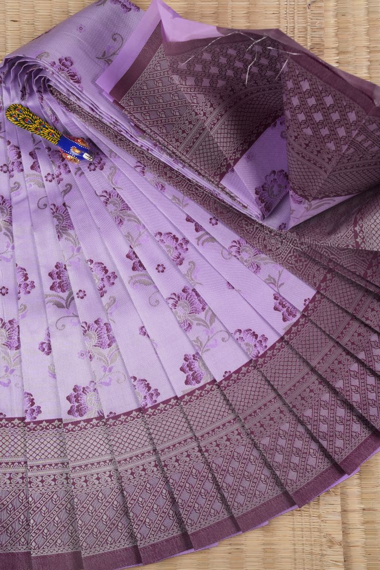 Lavender Purple Visiri Madippu Silk Sarees with Silver Zari Buttis (small Dots Or Motifs) view 1
