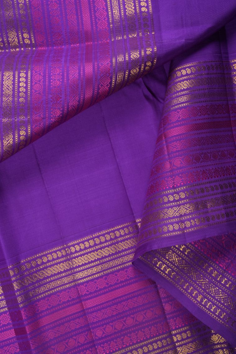 Mauve Kanchipuram Silk Sarees with Gold Zari Buttis (small Dots Or Motifs) view 3