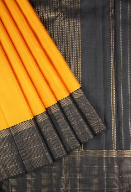 Gold Kanchipuram Silk Sarees with Without Zari Zari Plain