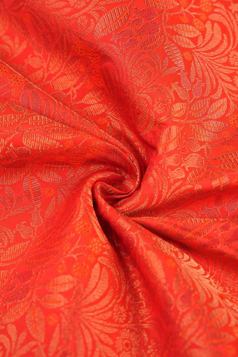 Tiger Orange Visiri Madippu Silk Sarees with Copper Zari Floral Patterns view 4