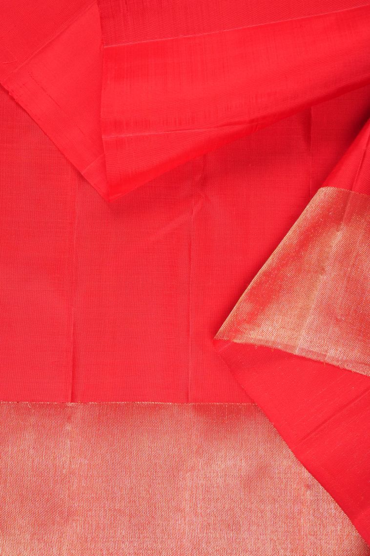 Rose  Red Kanchipuram Silk Sarees with Gold Zari Geometric Shapes view 3