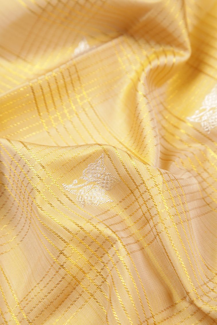 Cream White Kanchipuram Silk Sarees with Gold Zari Checks view 4
