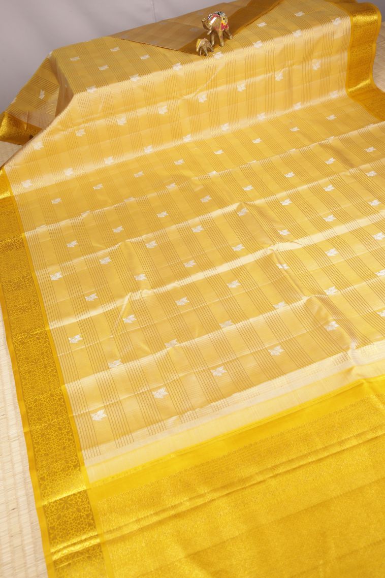 Cream White Kanchipuram Silk Sarees with Gold Zari Checks view 2