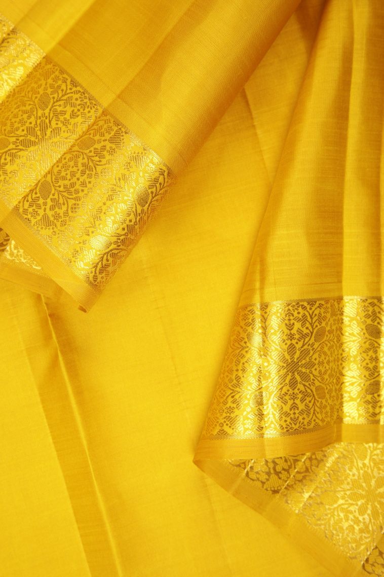 Cream White Kanchipuram Silk Sarees with Gold Zari Checks view 3