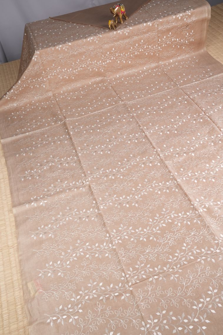 Cream White Tussar Saree with Without Zari Zari Floral Patterns view 2