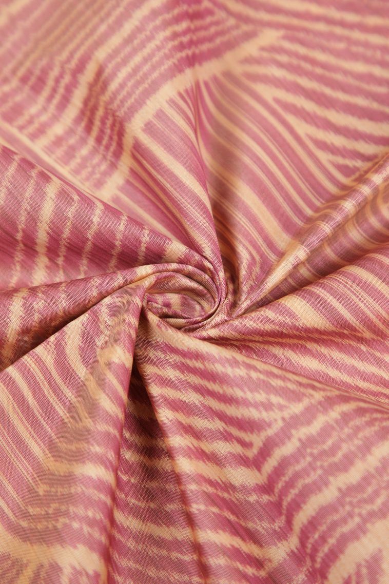 Flamingo Pink Soft Silk Sarees with Without Zari Zari Geometric Shapes view 4