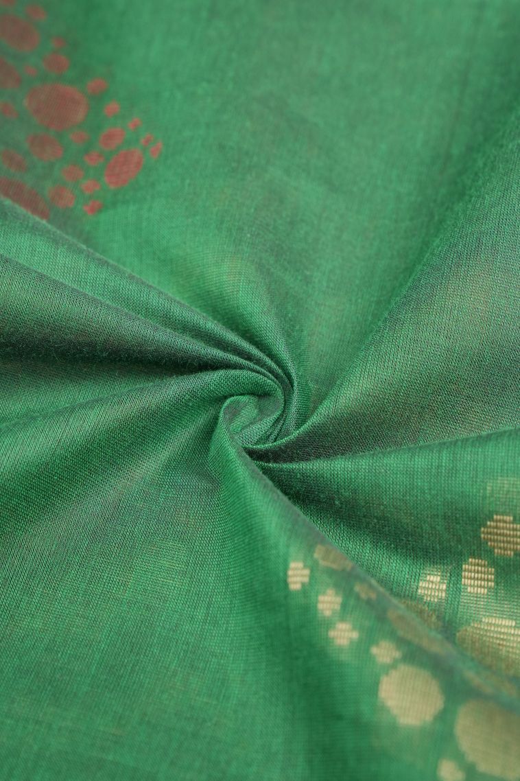 Emerald Green Kovai Cotton Sarees with Without Zari Zari Buttis (small Dots Or Motifs) view 4