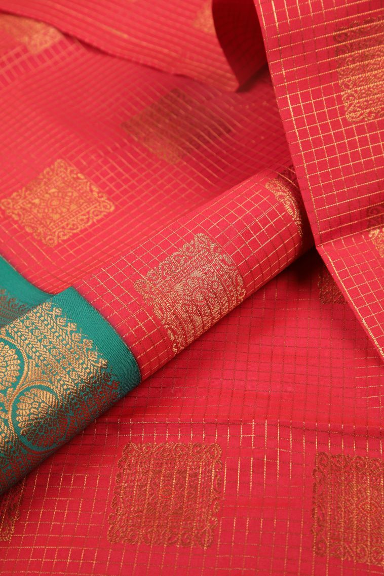 Strawberry Pink Visiri Madippu Silk Sarees with Copper Zari Checks view 4