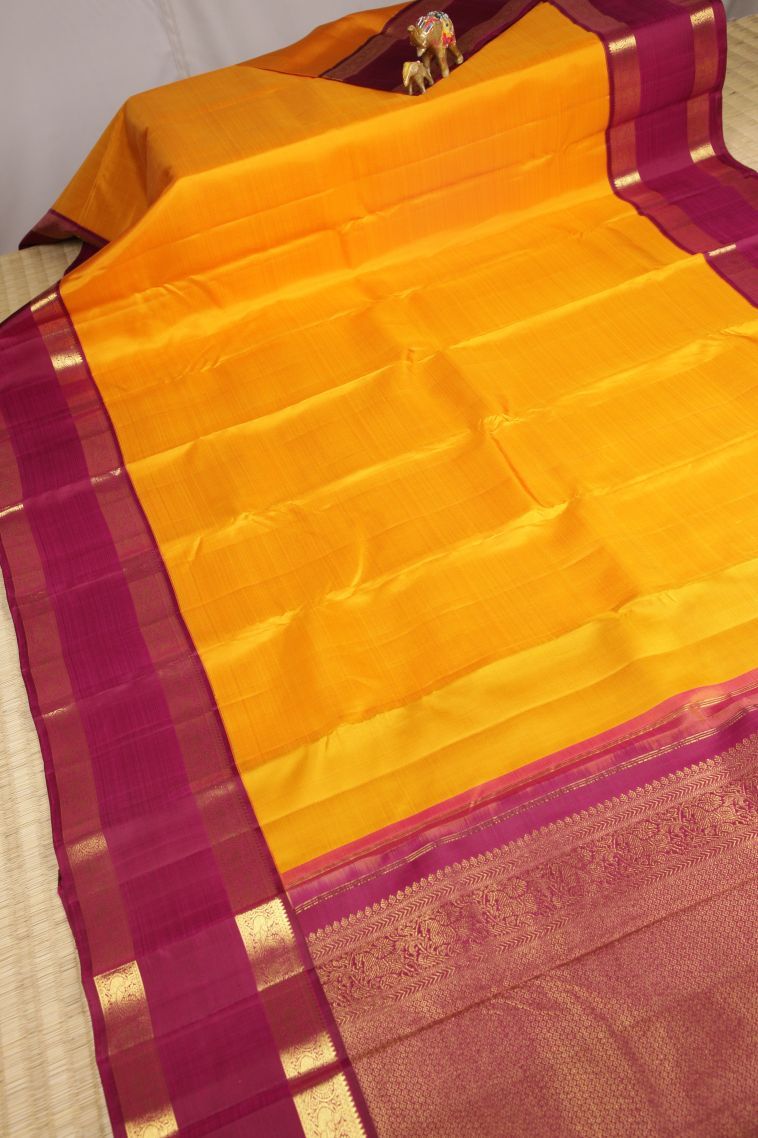 Lemon Yellow Kanchipuram Silk Sarees with Without Zari Zari Plain view 2