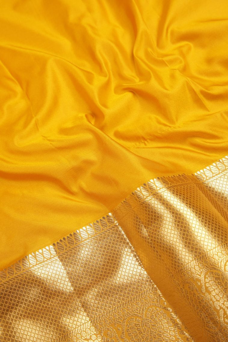 Magenta  Pink Samudrika Pattu with Copper Zari Floral Patterns view 3