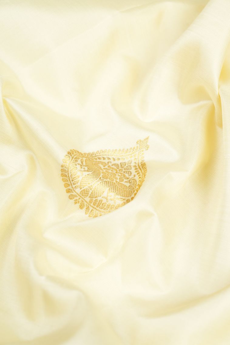 Cream White Kanchipuram Silk Sarees with Gold Zari Peacock Motifs view 4