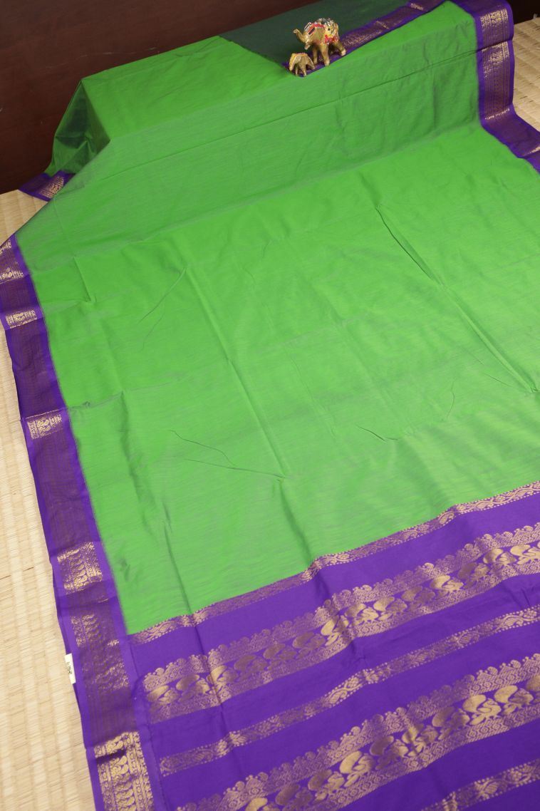 Emerald Green Kalyani Cotton with Without Zari Zari Plain view 2