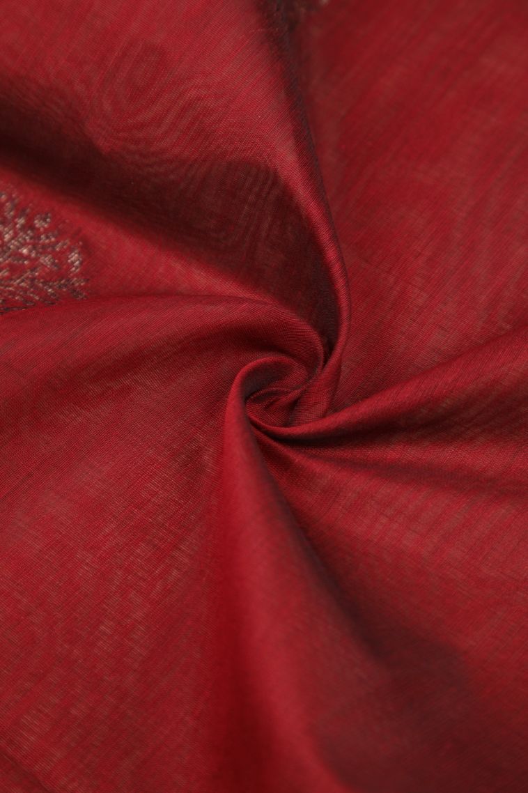 Apple Red Silk Cotton Sarees with Bronze Zari Buttis (small Dots Or Motifs) view 4
