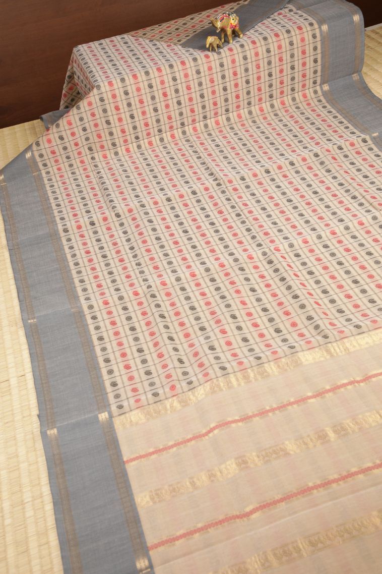 Cream White Pure Handloom Kovai Cotton with Without Zari Zari Peacock Motifs view 2