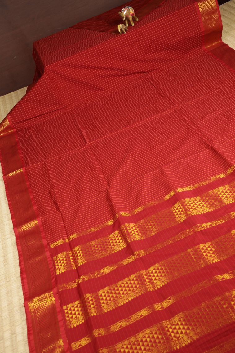 Apple Red Kalyani Cotton with Without Zari Zari Checks view 2