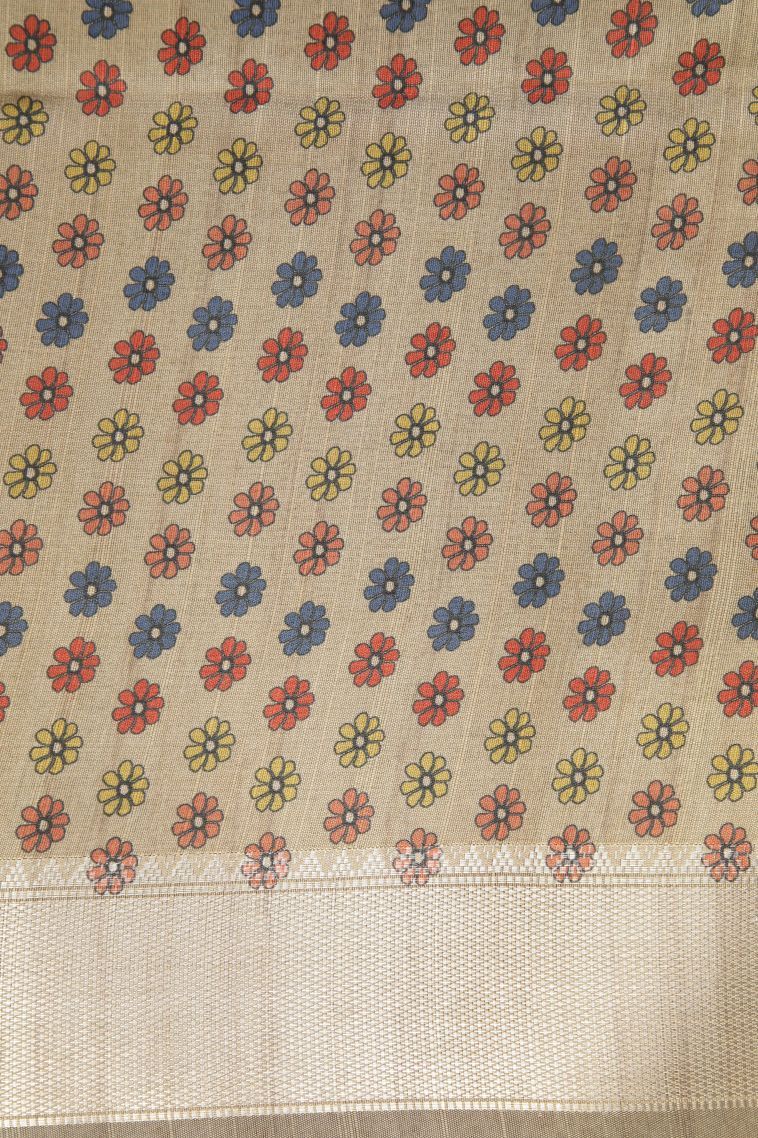 Pine Green Tussar Saree with Without Zari Zari Plain view 3